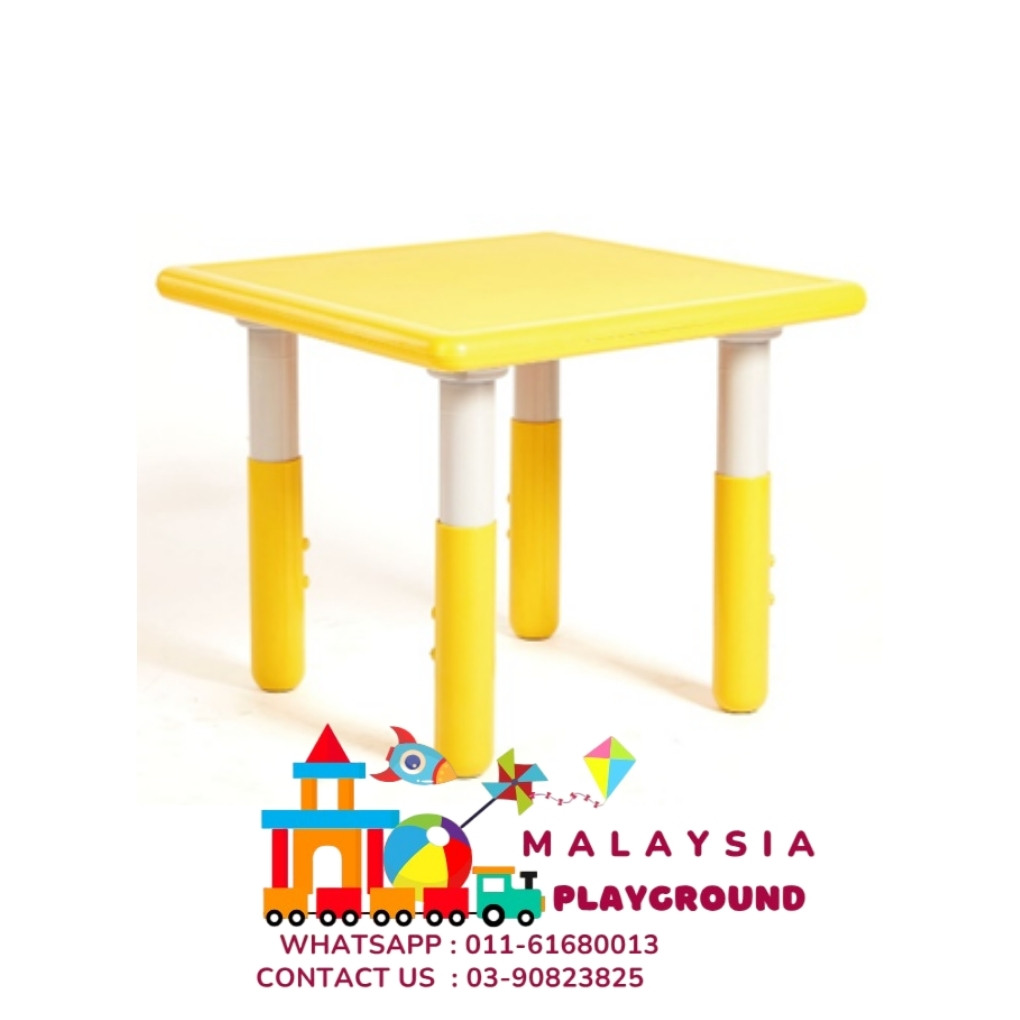 Plastic table